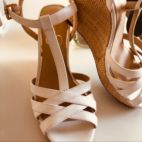 Jessica Simpson Wedges - Picture 2 of 3